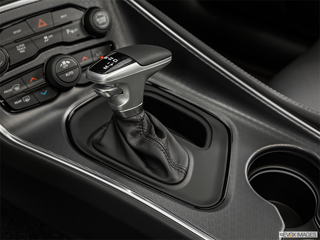 2015 Dodge Challenger | Gear shifter/center console