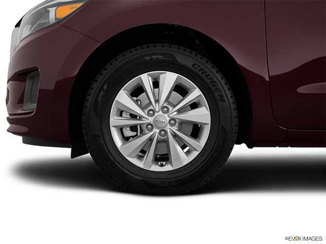 2015 Kia Sedona | Front Drivers side wheel at profile