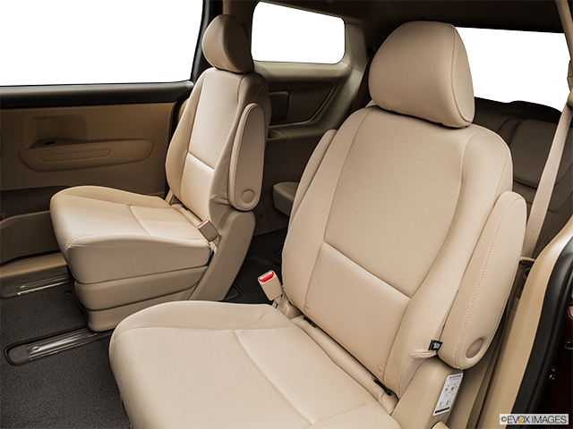 2015 Kia Sedona | Rear seats from Drivers Side