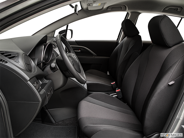 2017 Mazda MAZDA5 | Front seats from Drivers Side