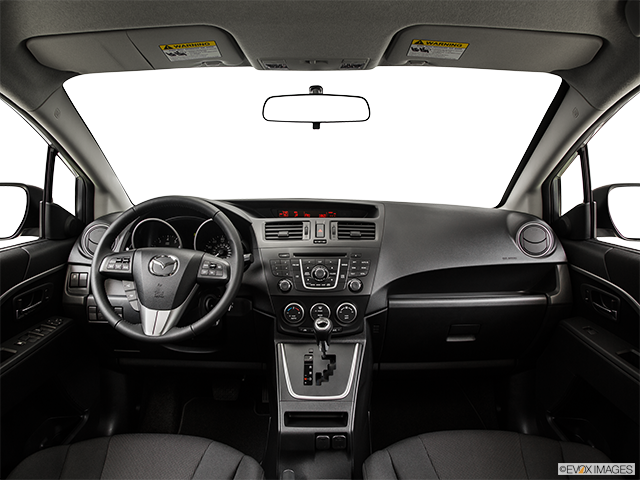 2017 Mazda MAZDA5 | Centered wide dash shot