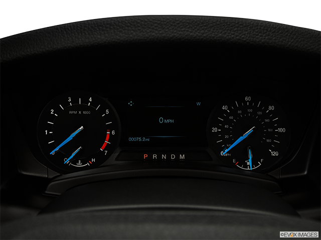 2015 Ford Expedition | Speedometer/tachometer
