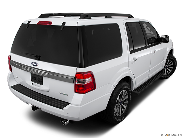 2015 Ford Expedition | Rear 3/4 angle view
