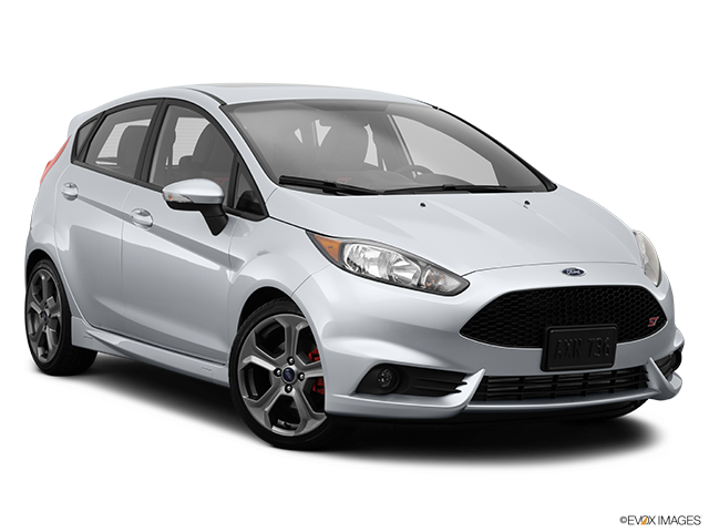 2015 Ford Fiesta | Front passenger 3/4 w/ wheels turned