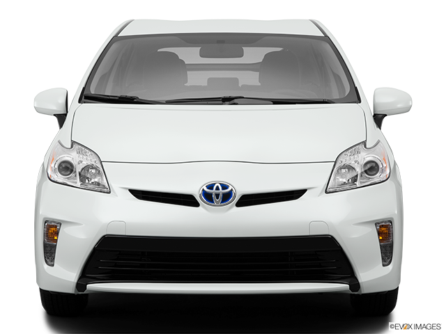2015 Toyota Prius | Low/wide front
