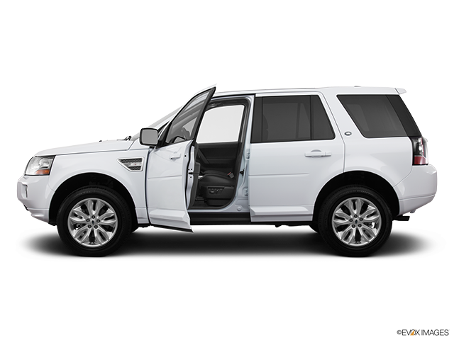 2015 Land Rover LR2 | Driver's side profile with drivers side door open