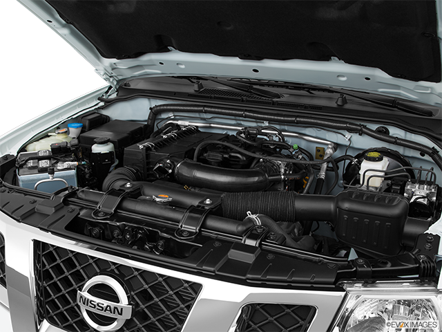 2015 Nissan Frontier | Engine