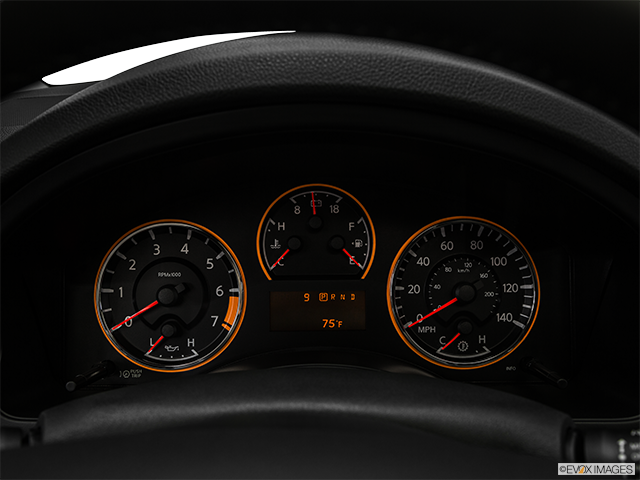 2015 Nissan Armada | Speedometer/tachometer