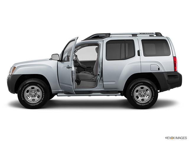 2015 Nissan Xterra | Driver's side profile with drivers side door open