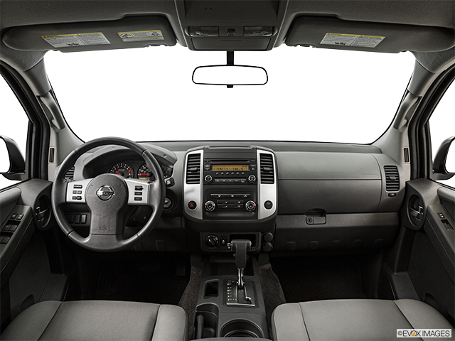 2015 Nissan Xterra | Centered wide dash shot