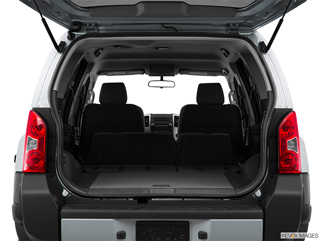 2015 Nissan Xterra | Hatchback & SUV rear angle