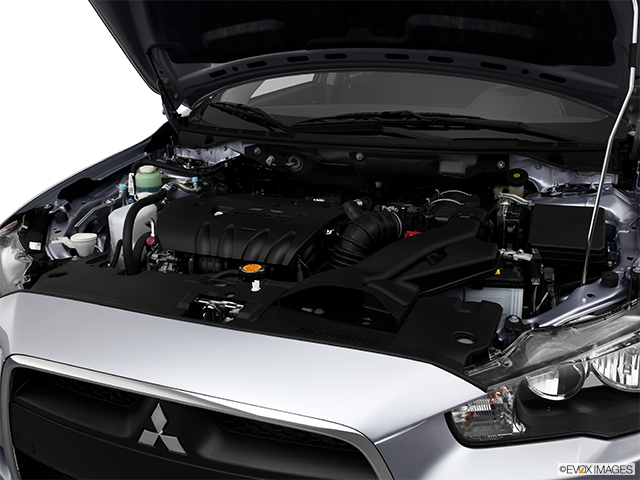 2017 Mitsubishi Lancer Sportback | Engine