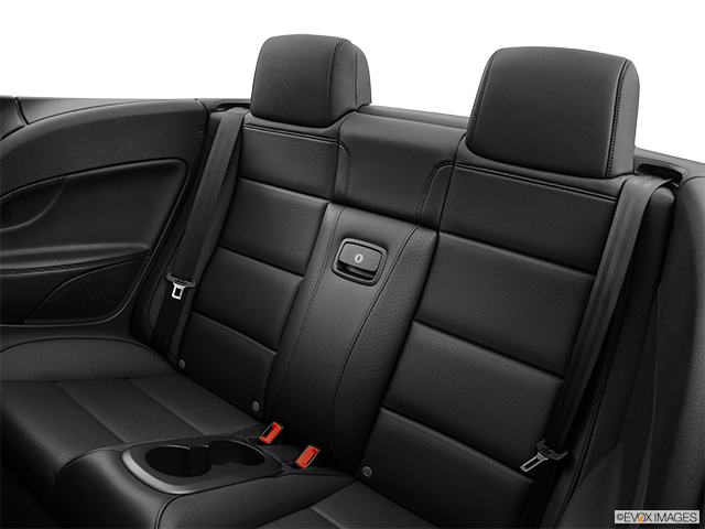 2015 Volkswagen Eos | Rear seats from Drivers Side