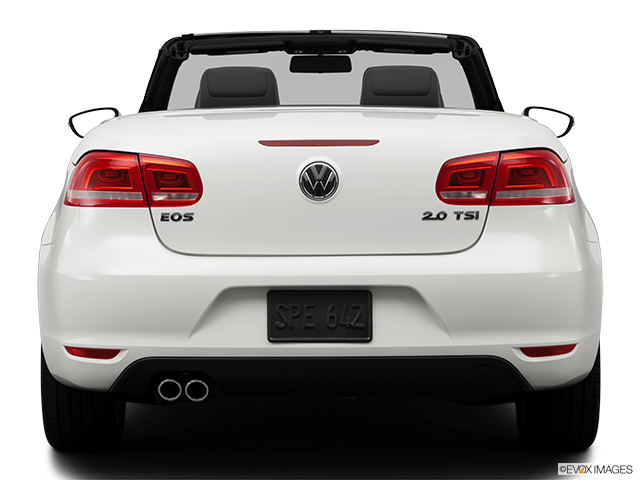 2015 Volkswagen Eos | Low/wide rear