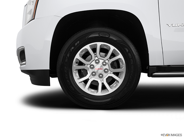 2015 GMC Yukon | Front Drivers side wheel at profile