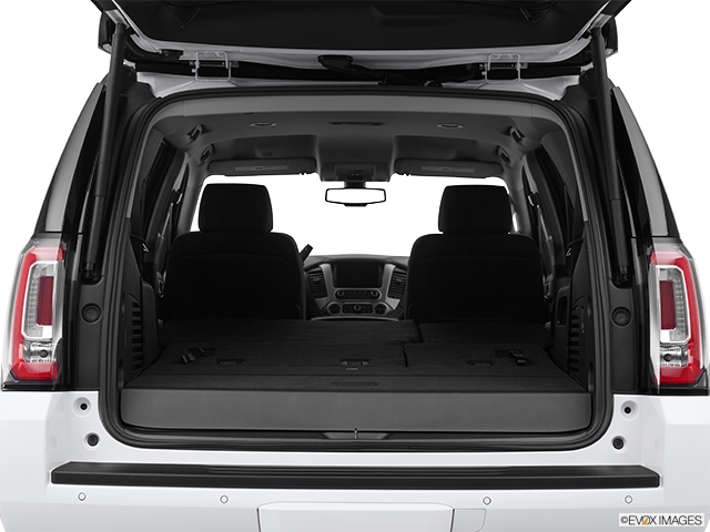 2015 GMC Yukon | Hatchback & SUV rear angle