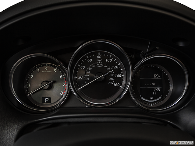 2015 Mazda CX-5 | Speedometer/tachometer