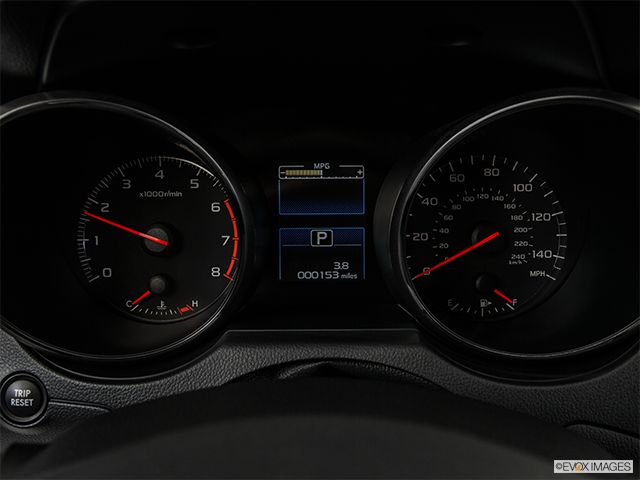2015 Subaru Legacy | Speedometer/tachometer