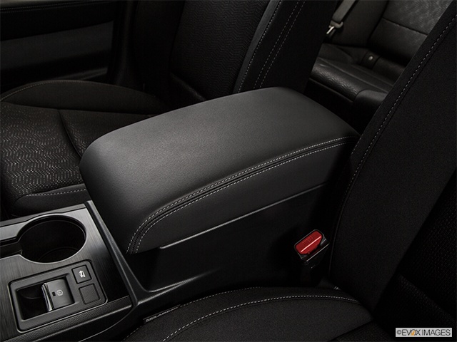 2015 Subaru Legacy | Front center console with closed lid, from driver’s side looking down