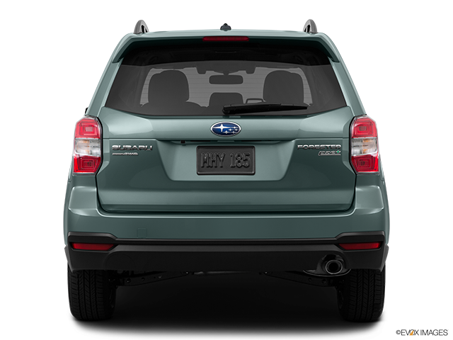 2015 Subaru Forester | Low/wide rear