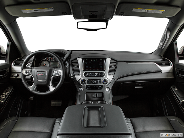 2015 GMC Yukon XL | Centered wide dash shot