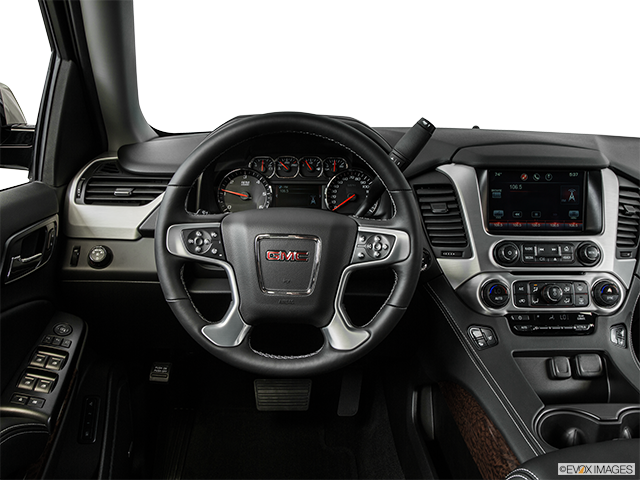 2015 GMC Yukon XL | Steering wheel/Center Console