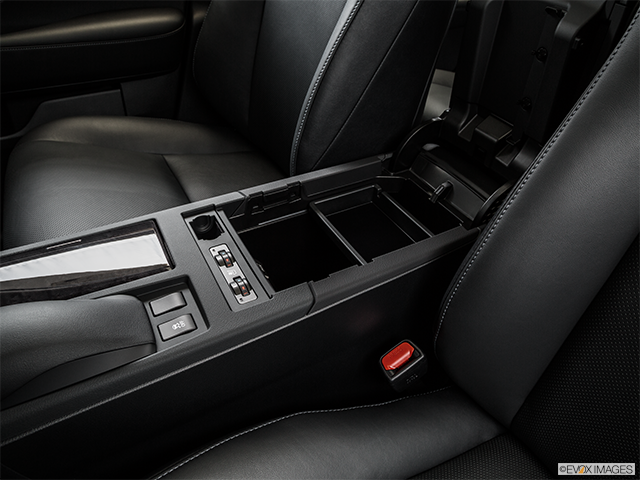 2015 Lexus RX 350 | Front center divider