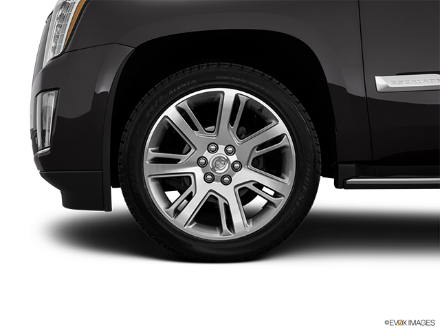 2015 Cadillac Escalade | Front Drivers side wheel at profile