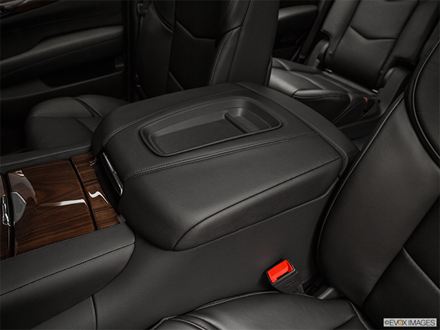2015 Cadillac Escalade | Front center console with closed lid, from driver’s side looking down