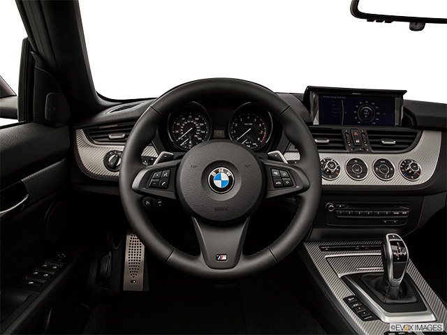 2015 BMW Z4 | Steering wheel/Center Console