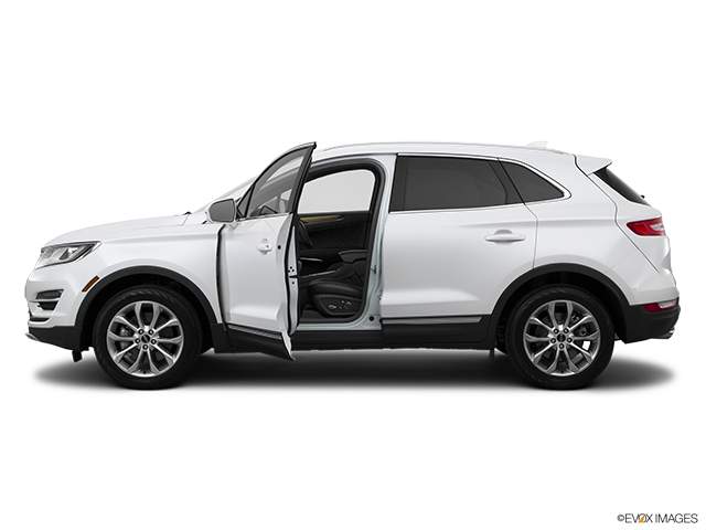 2015 Lincoln MKC | Driver's side profile with drivers side door open