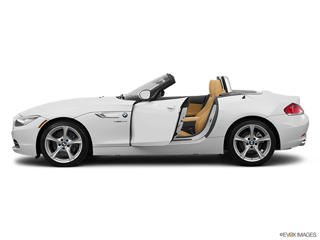 2015 BMW Z4 | Driver's side profile with drivers side door open