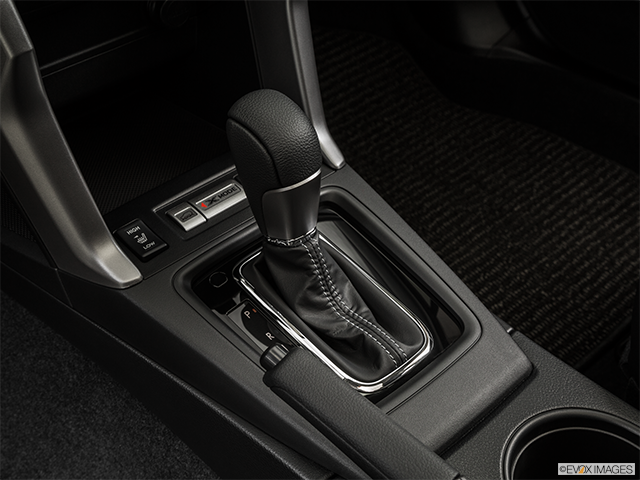 2015 Subaru Forester | Gear shifter/center console