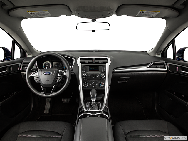 2015 Ford Fusion | Centered wide dash shot