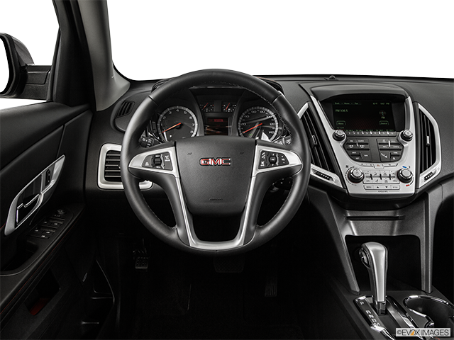2015 GMC Terrain | Steering wheel/Center Console