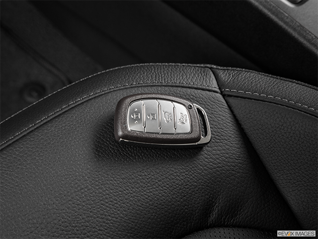 2015 Hyundai Tucson | Key fob on driver’s seat