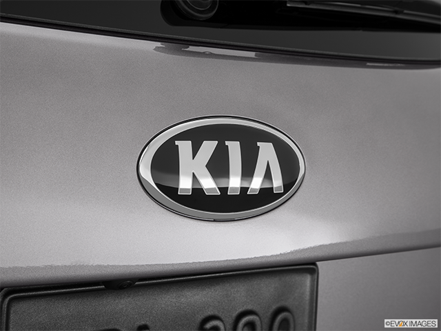 2015 Kia Sorento | Rear manufacturer badge/emblem