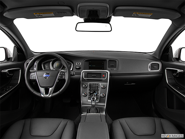 2015 Volvo V60 | Centered wide dash shot