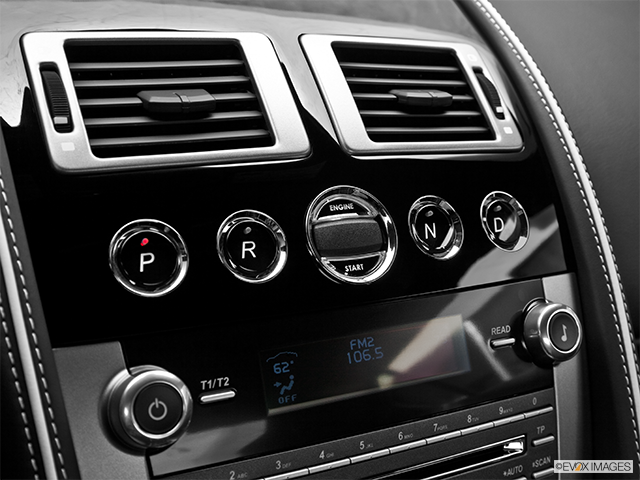 2015 Aston Martin DB9 | Gear shifter/center console