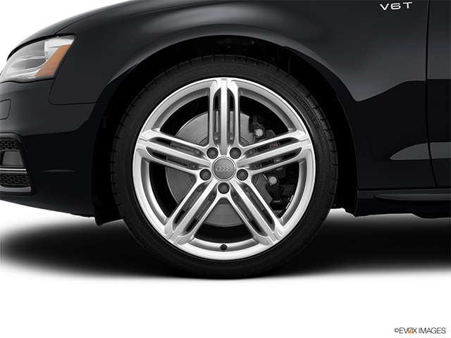 2015 Audi S4 | Front Drivers side wheel at profile