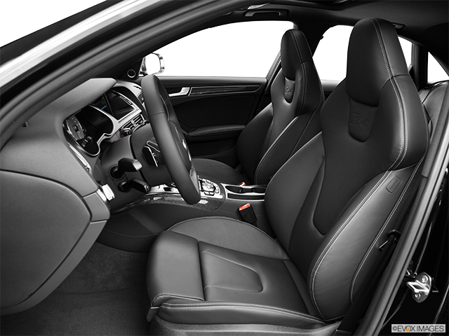 2015 Audi S4 | Front seats from Drivers Side