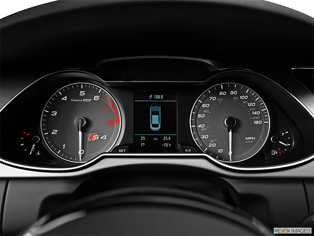 2015 Audi S4 | Speedometer/tachometer