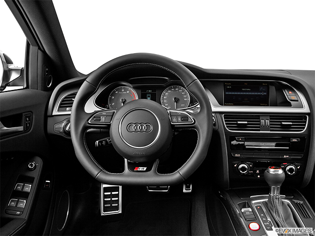 2015 Audi S4 | Steering wheel/Center Console
