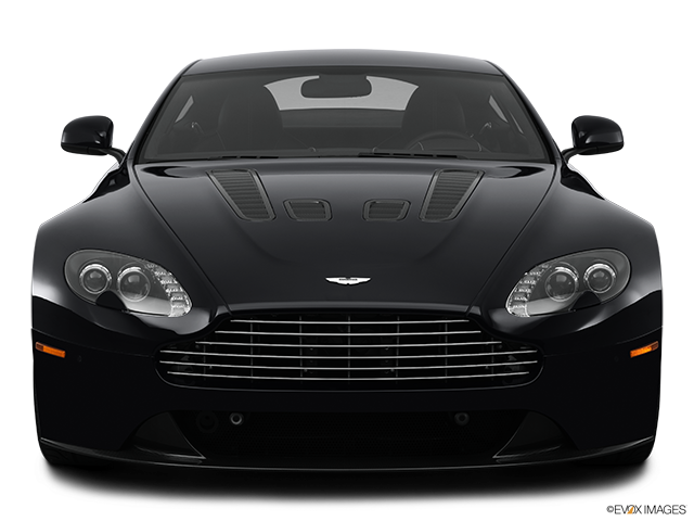 2015 Aston Martin V12 Vantage | Low/wide front
