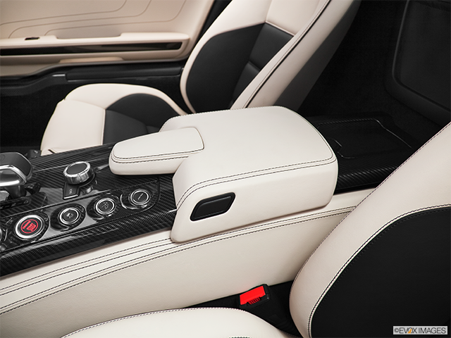 2015 Mercedes-Benz SLS AMG | Front center console with closed lid, from driver’s side looking down