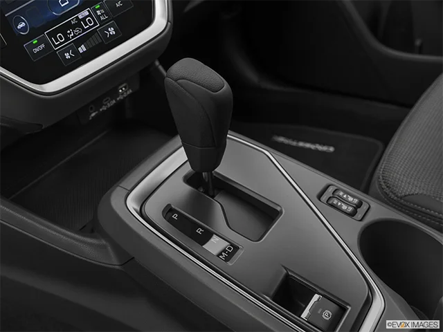 2026 Subaru Crosstrek | Gear shifter/center console