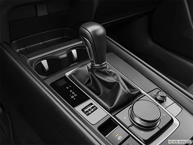 2025 Mazda CX-50 | Gear shifter/center console