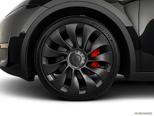 2026 Tesla Model Y | Front Drivers side wheel at profile