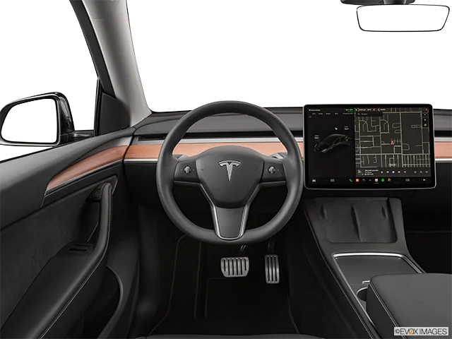 2026 Tesla Model Y | Steering wheel/Center Console