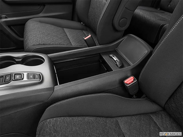 2026 Honda Ridgeline | Front center divider